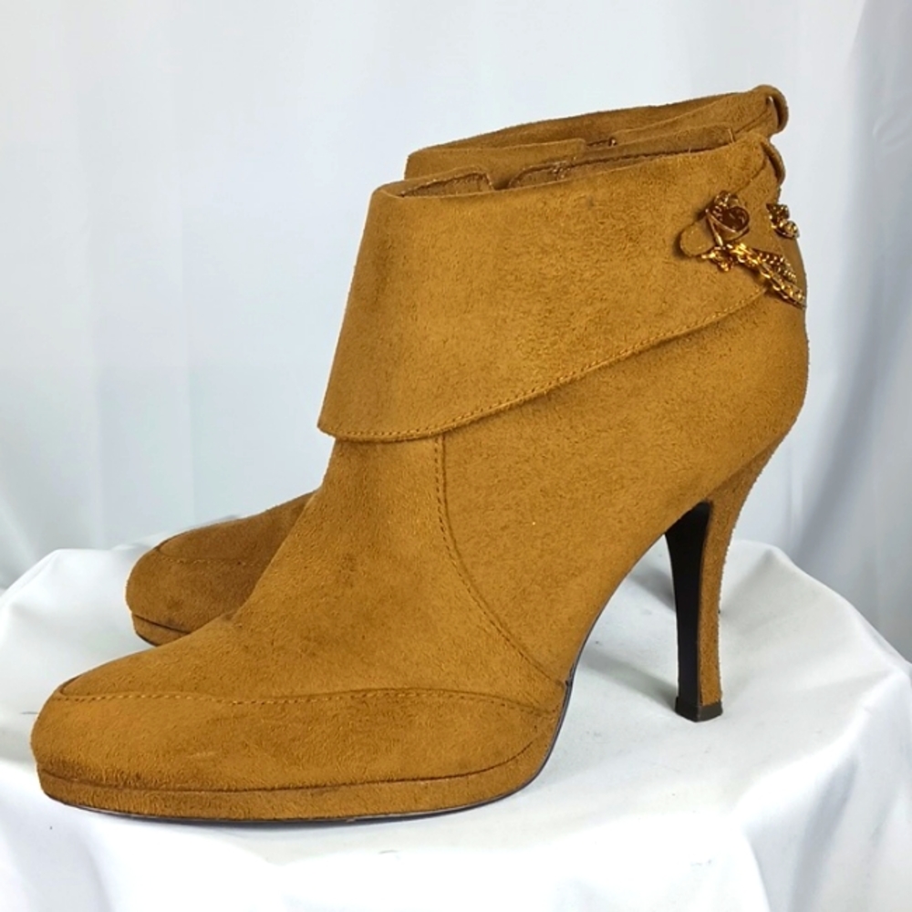 Anisette Suede Shorty Wheat Booties